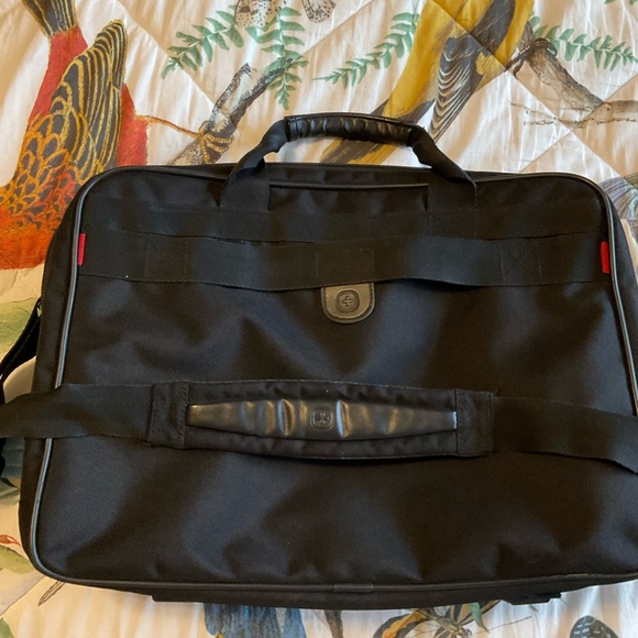 Swiss gear Wenger 16” mainframe laptop briefcase - Picture 11 of 15